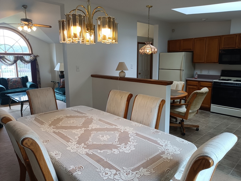 39 Lane Farm Road Dartmouth, MA 02747 - Photo 10 of 38 Gallery Image 10