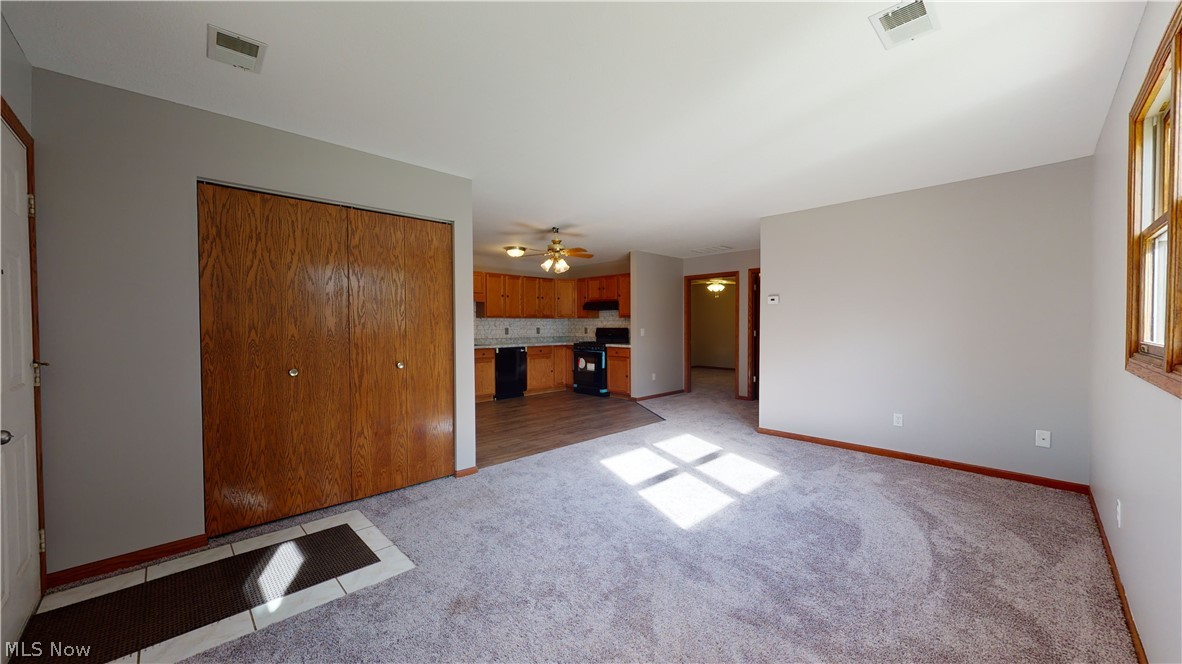 348 Mathews Road, Unit 1 Youngstown, OH 44512 - Photo 8 of 27 Gallery Image 8