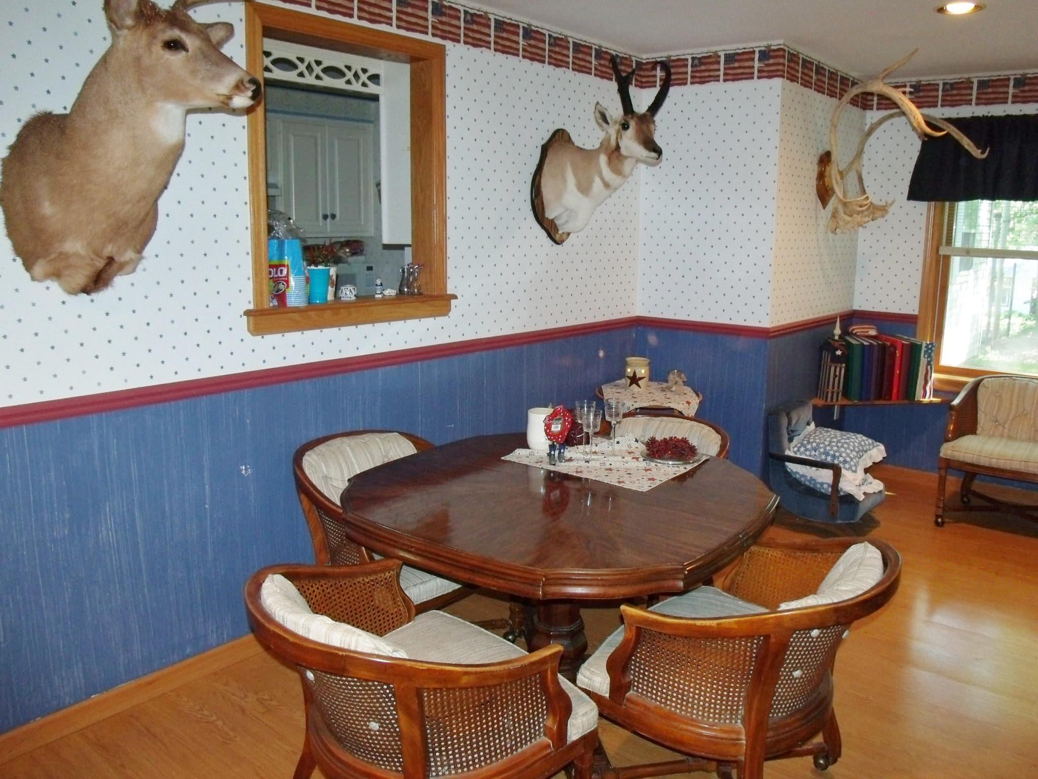 2053 Bennett Road Cheboygan, MI 49721 - Photo 11 of 23 Gallery Image 11