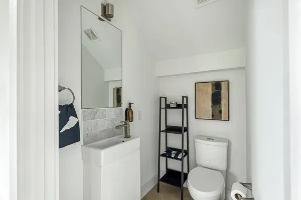 $2,000,000 | 1407 Parkinson Drive, Unit 1, Austin, TX 78704