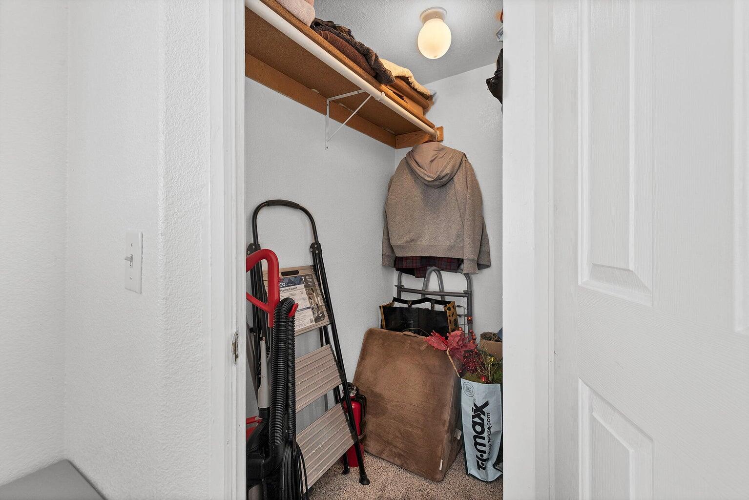 2990 East Riverside Drive, Unit 173 St. George, UT 84790 - Photo 19 of 39 Closet