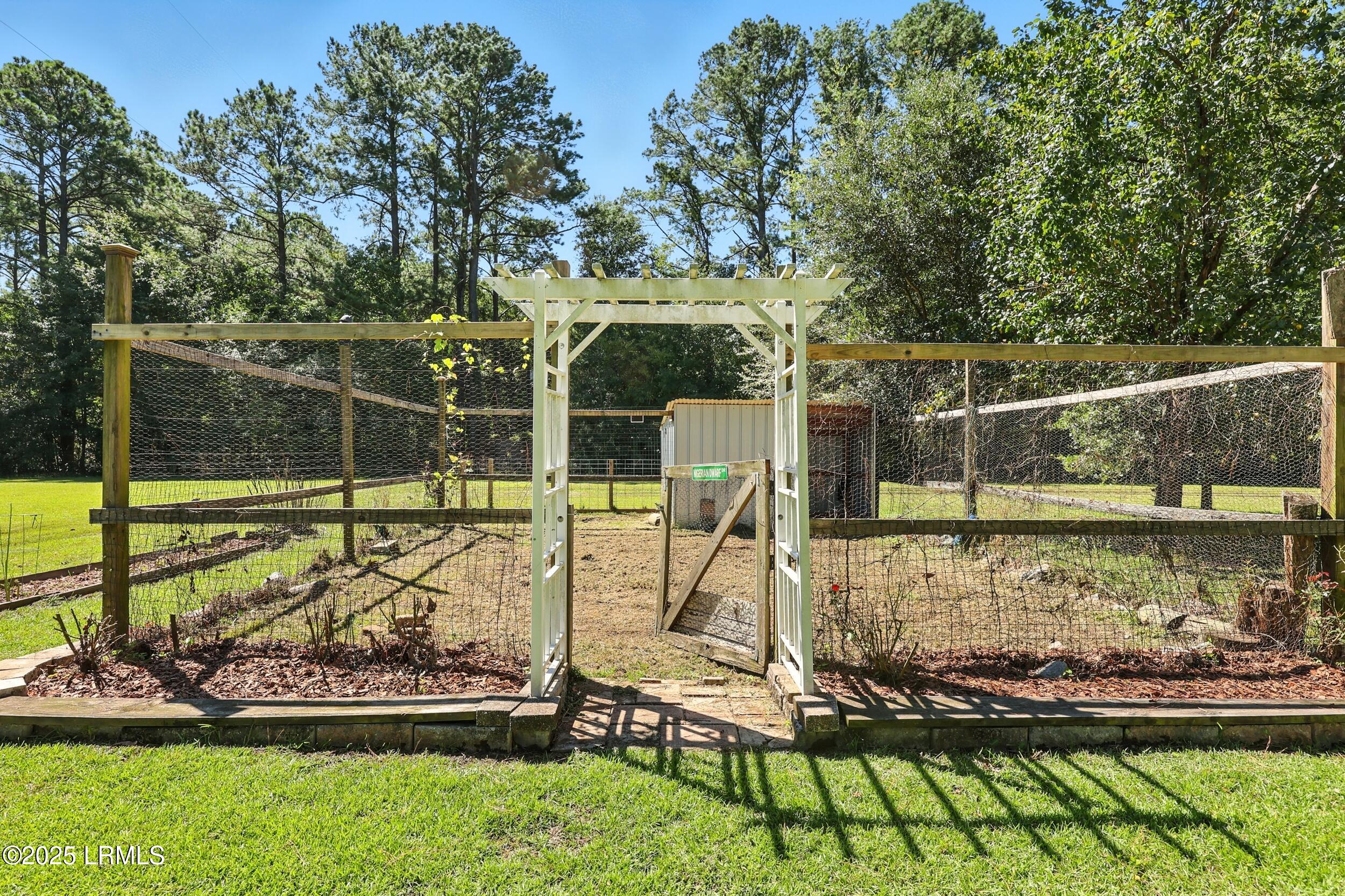 207 Goethe Hill Road Beaufort, SC 29906 - Photo 22 of 43 27_ru4a0186