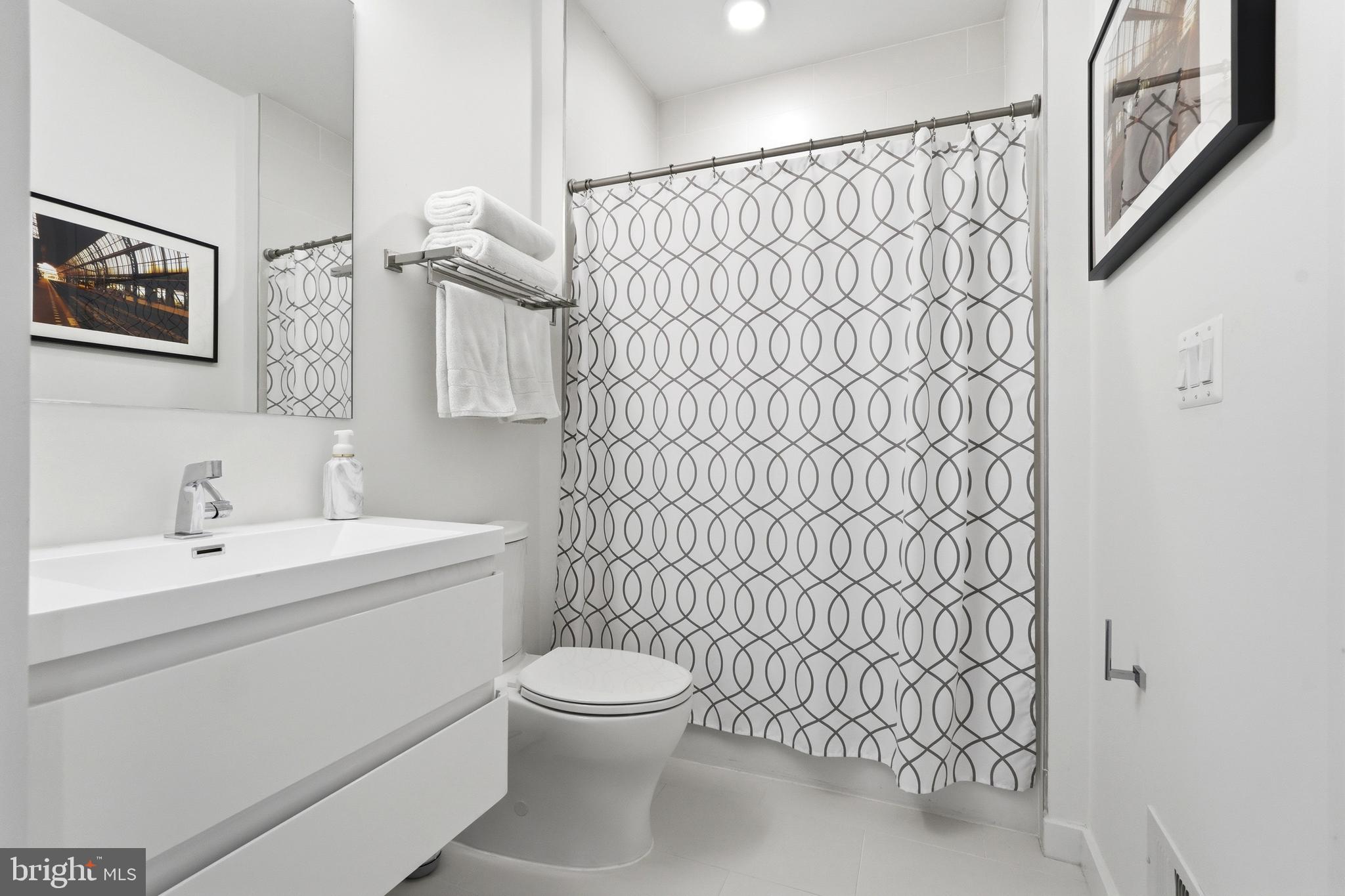 1867 Corcoran Street Northeast, Unit B Washington, DC 20002 - Photo 21 of 36