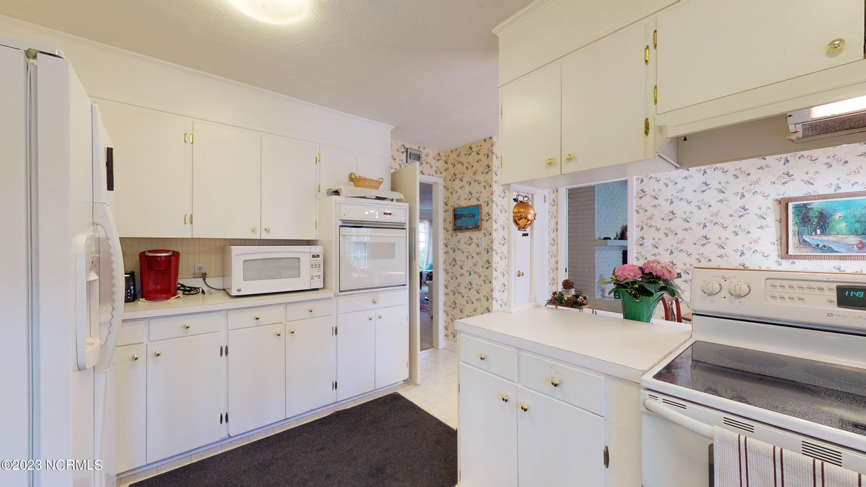 255 Cliff Road Southern Pines, NC 28387 - Photo 14 of 68 Kitchen