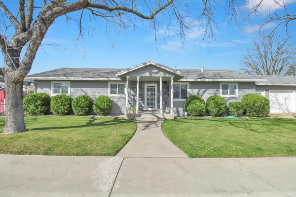 $499,000 | 1805 Kienitz Avenue, Modesto, CA 95355