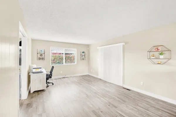 $499,000 | 1805 Kienitz Avenue, Modesto, CA 95355