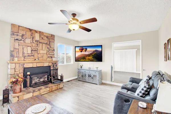 $499,000 | 1805 Kienitz Avenue, Modesto, CA 95355