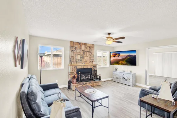 $499,000 | 1805 Kienitz Avenue, Modesto, CA 95355