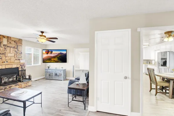 $499,000 | 1805 Kienitz Avenue, Modesto, CA 95355