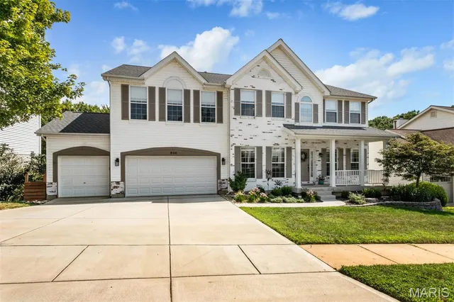 $525,000 | 930 Legends View Drive, Eureka, MO 63025