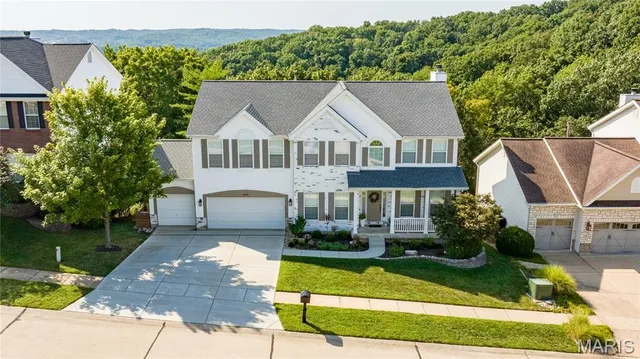 $525,000 | 930 Legends View Drive, Eureka, MO 63025