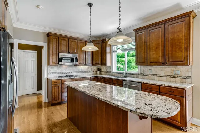 $525,000 | 930 Legends View Drive, Eureka, MO 63025