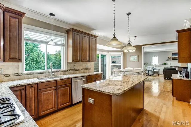 $525,000 | 930 Legends View Drive, Eureka, MO 63025