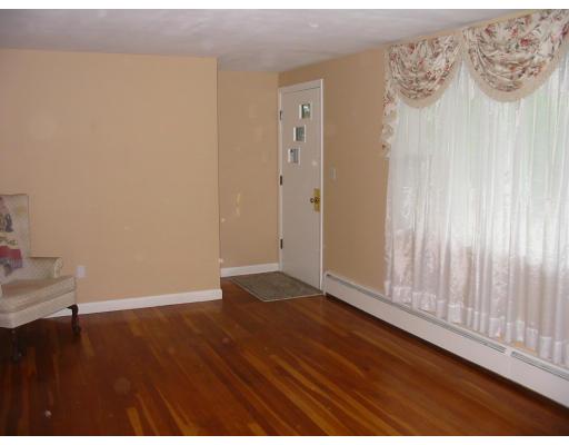 7 Jionzo Road Milford, MA 01757 - Photo 9 of 12 Gallery Image 9