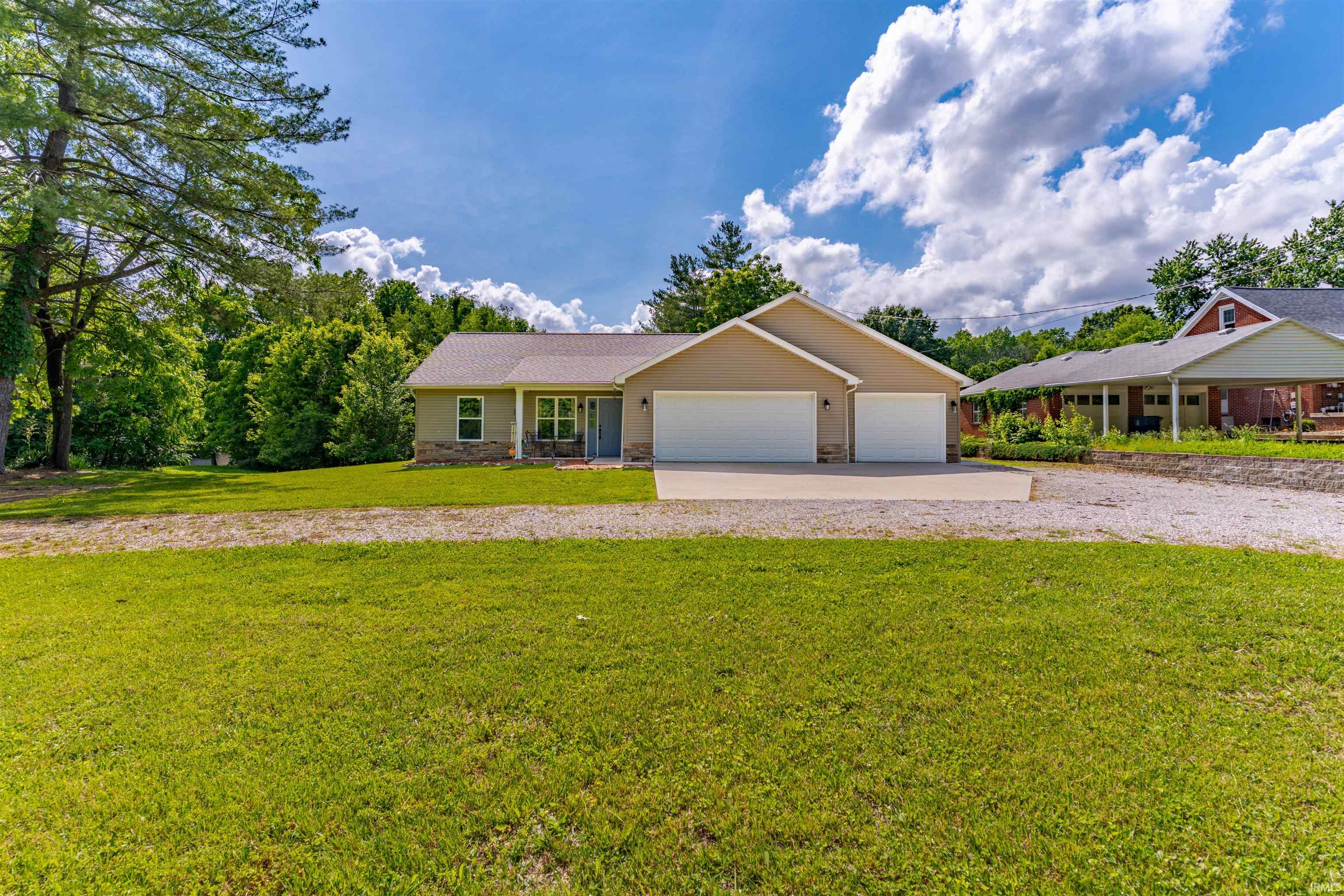 10320 Old State Road Evansville, IN 47711 - Photo 1 of 36