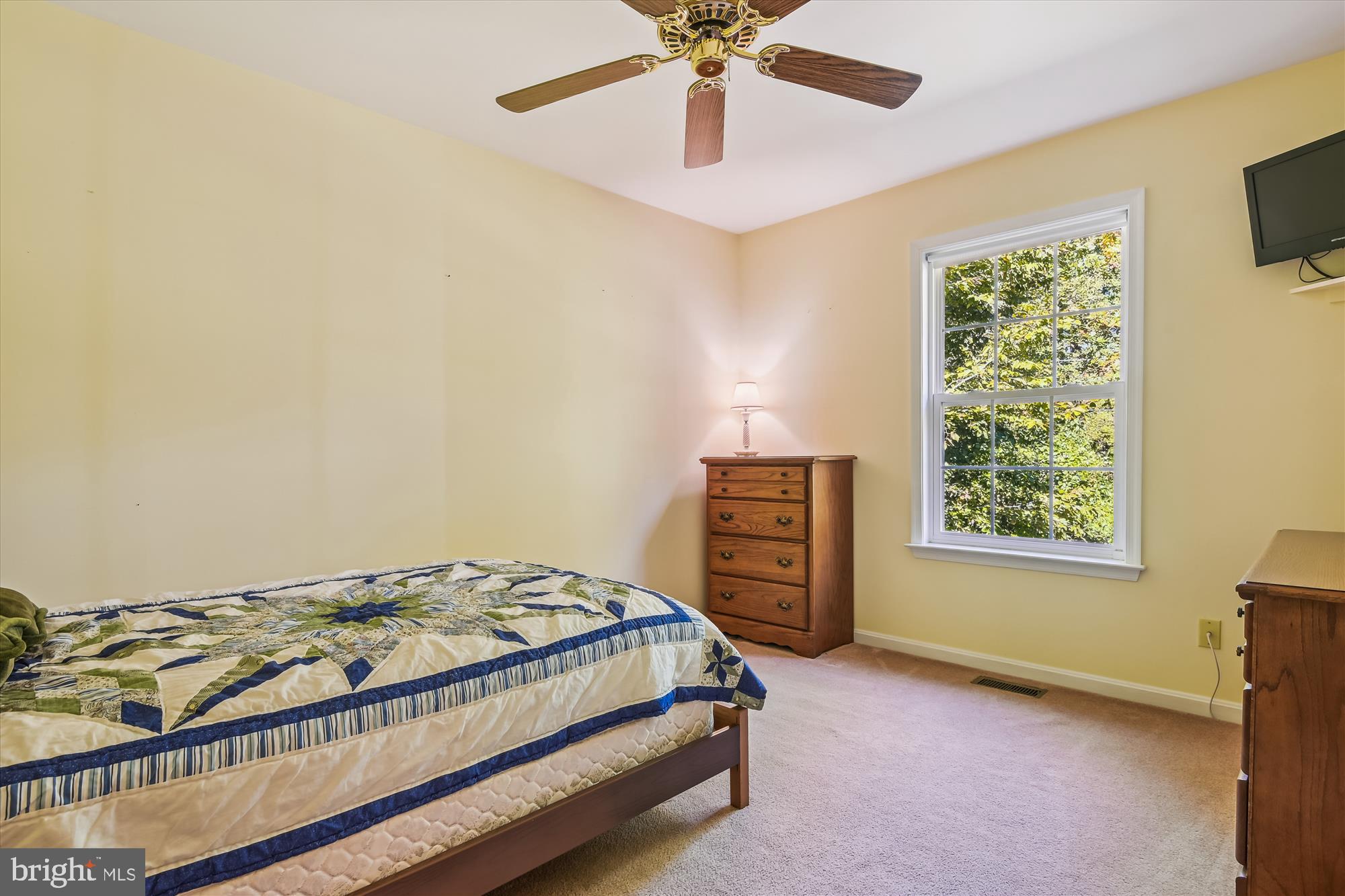 930 Carson Road Huntingtown, MD 20639 - Photo 11 of 18 Bedroom 3