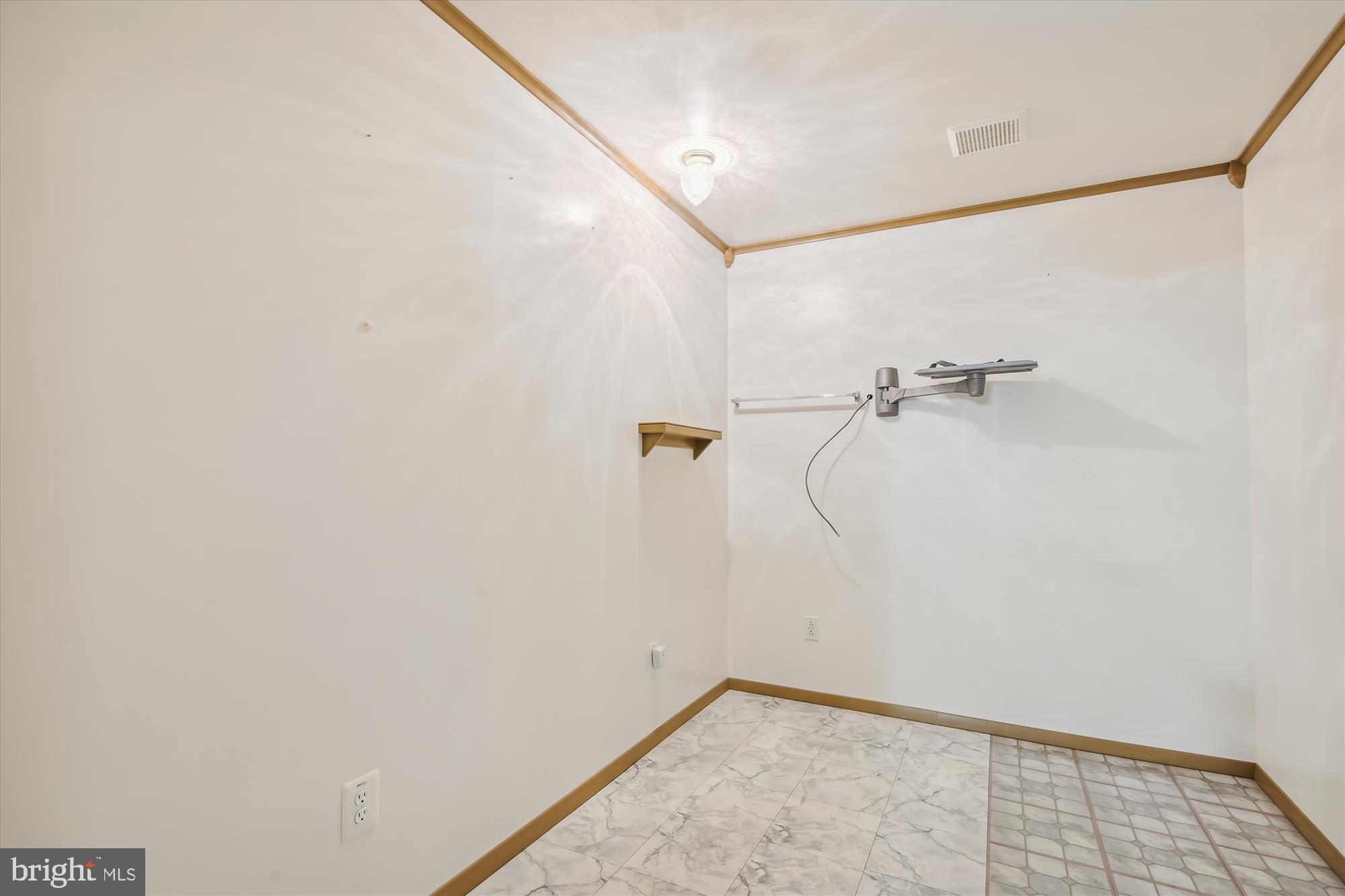 930 Carson Road Huntingtown, MD 20639 - Photo 14 of 18 Workout Room