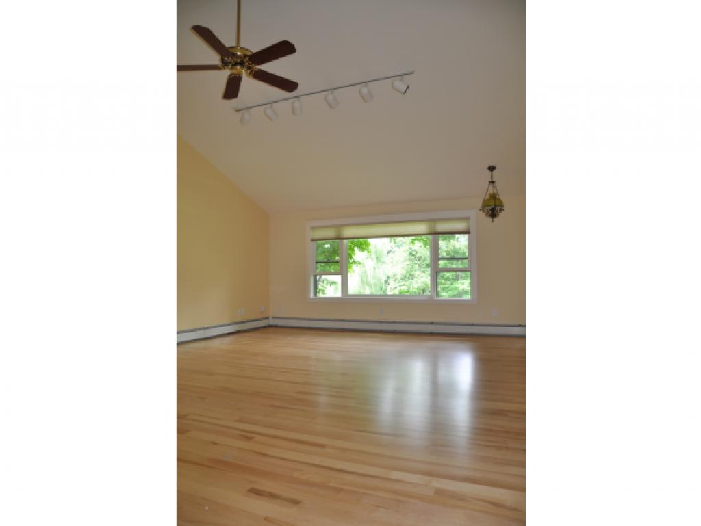 2231 Middle Road Colchester, VT 05446 - Photo 10 of 36 Gallery Image 10