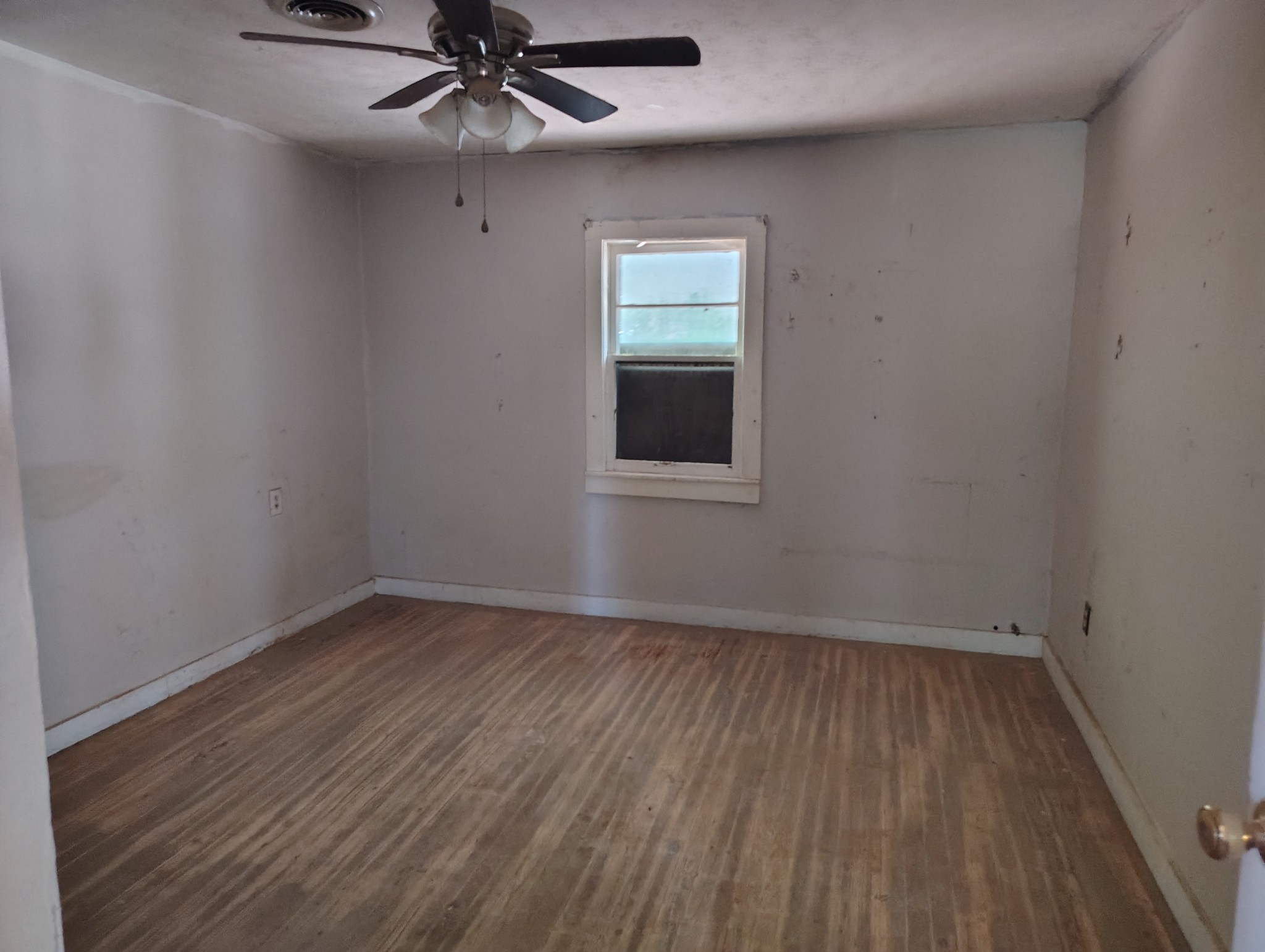 1736 Fairfield Road Westmoreland, TN 37186 - Photo 8 of 10