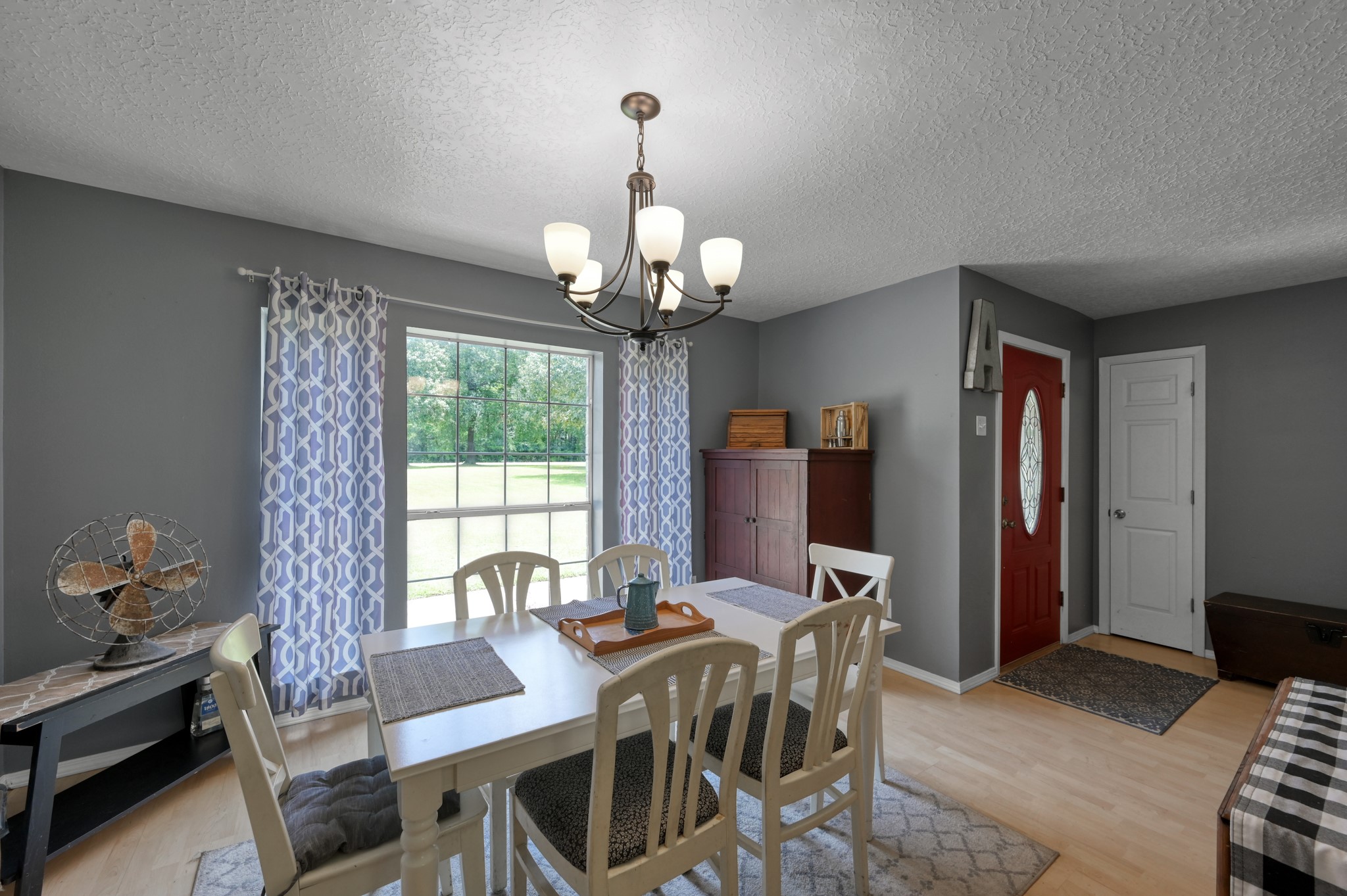 14909 Pine Tree Road Montgomery, TX 77356 - Photo 9 of 49 Another view of the formal dining room