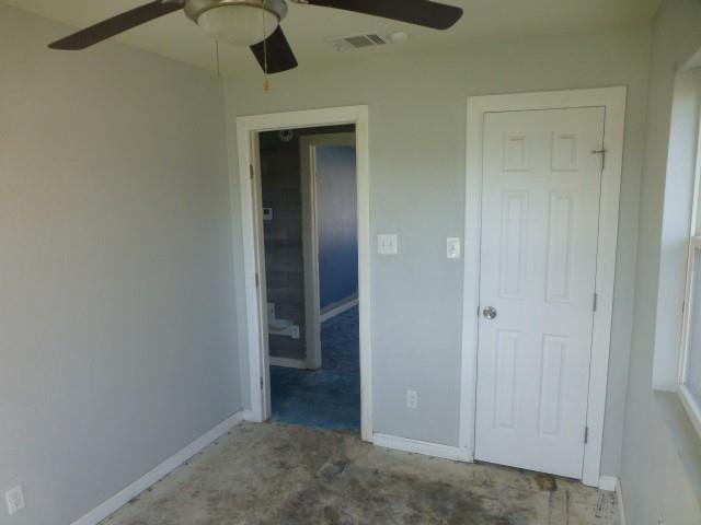 6729 Wallis Road Lake Worth, TX 76135 - Photo 11 of 12