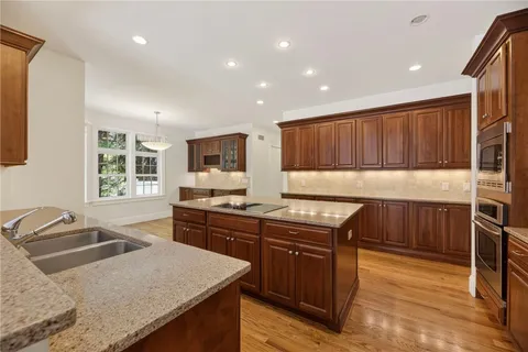 $1,400,000 | 9 Newbury Drive, Westerly, RI 02891