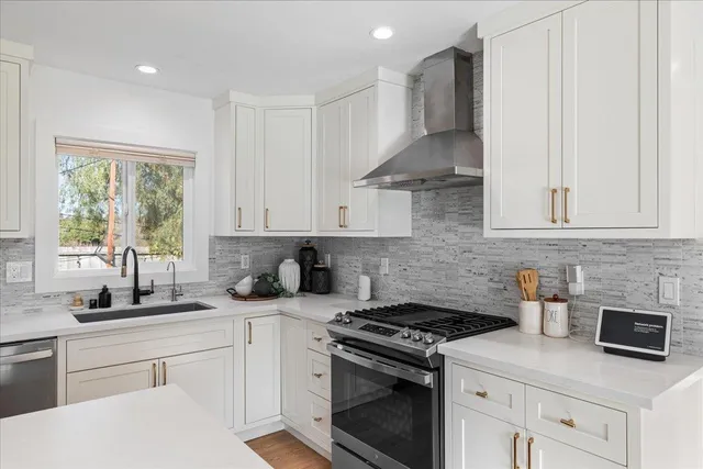 $2,289,999 | 240 Garden Hill Drive, Los Gatos, CA 95032