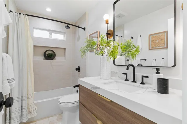 $2,289,999 | 240 Garden Hill Drive, Los Gatos, CA 95032