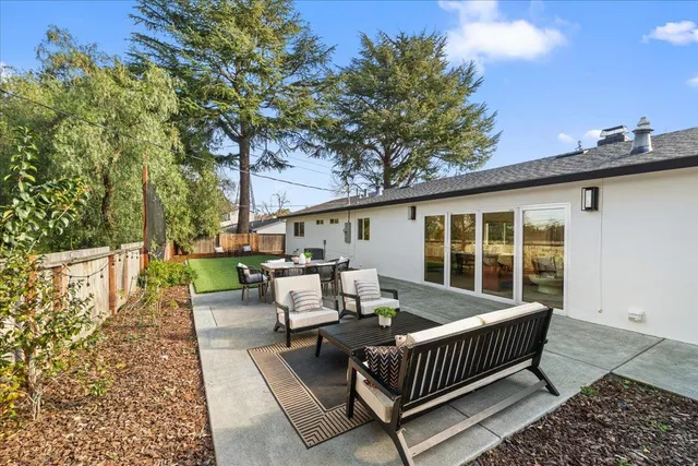 $2,289,999 | 240 Garden Hill Drive, Los Gatos, CA 95032
