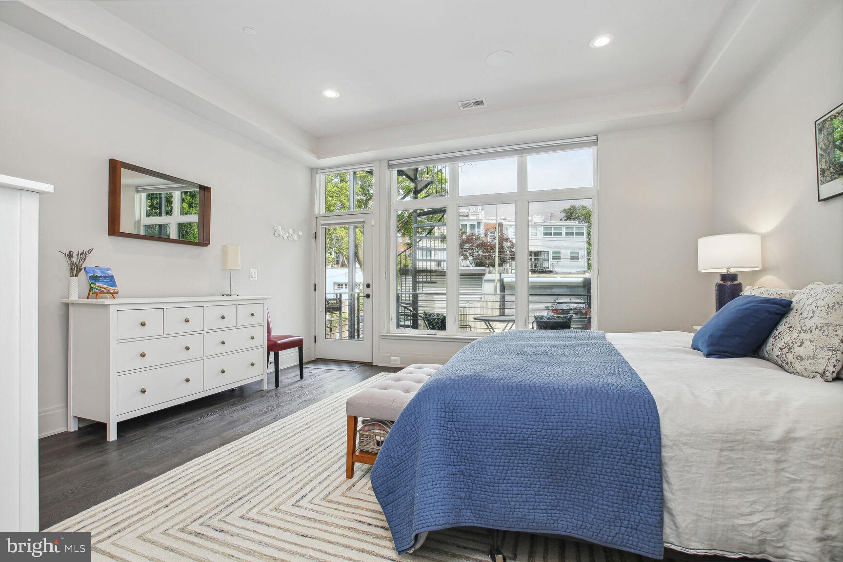 1317 Spring Road Northwest, Unit 2 Washington, DC 20010 - Photo 14 of 24