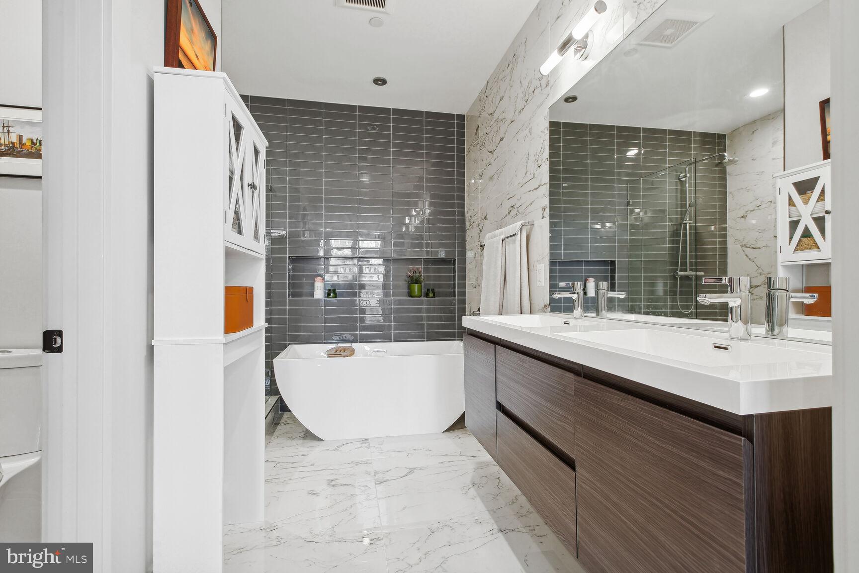 1317 Spring Road Northwest, Unit 2 Washington, DC 20010 - Photo 16 of 24