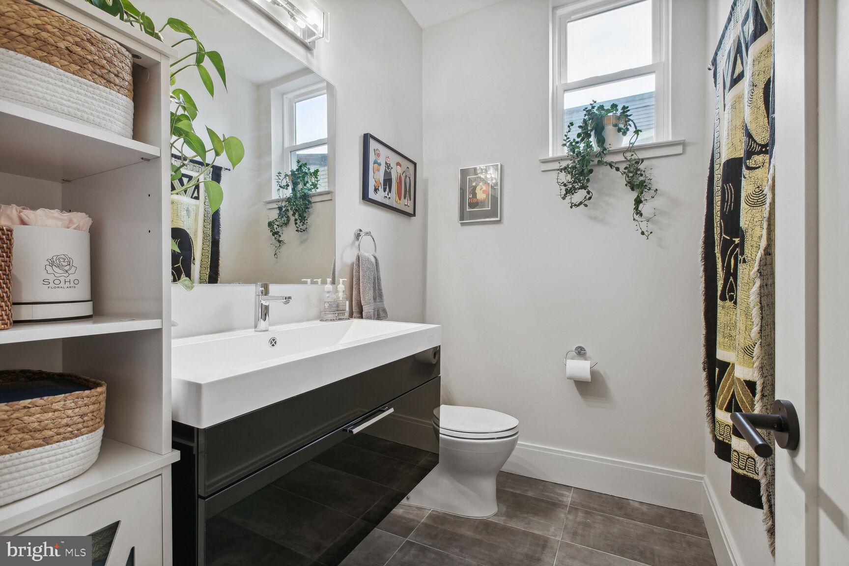 1317 Spring Road Northwest, Unit 2 Washington, DC 20010 - Photo 20 of 24