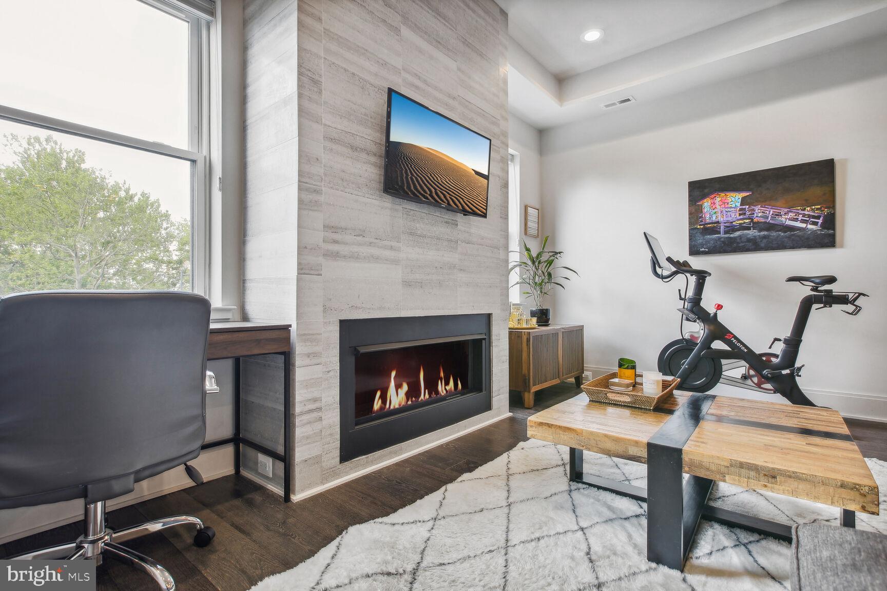 1317 Spring Road Northwest, Unit 2 Washington, DC 20010 - Photo 3 of 24