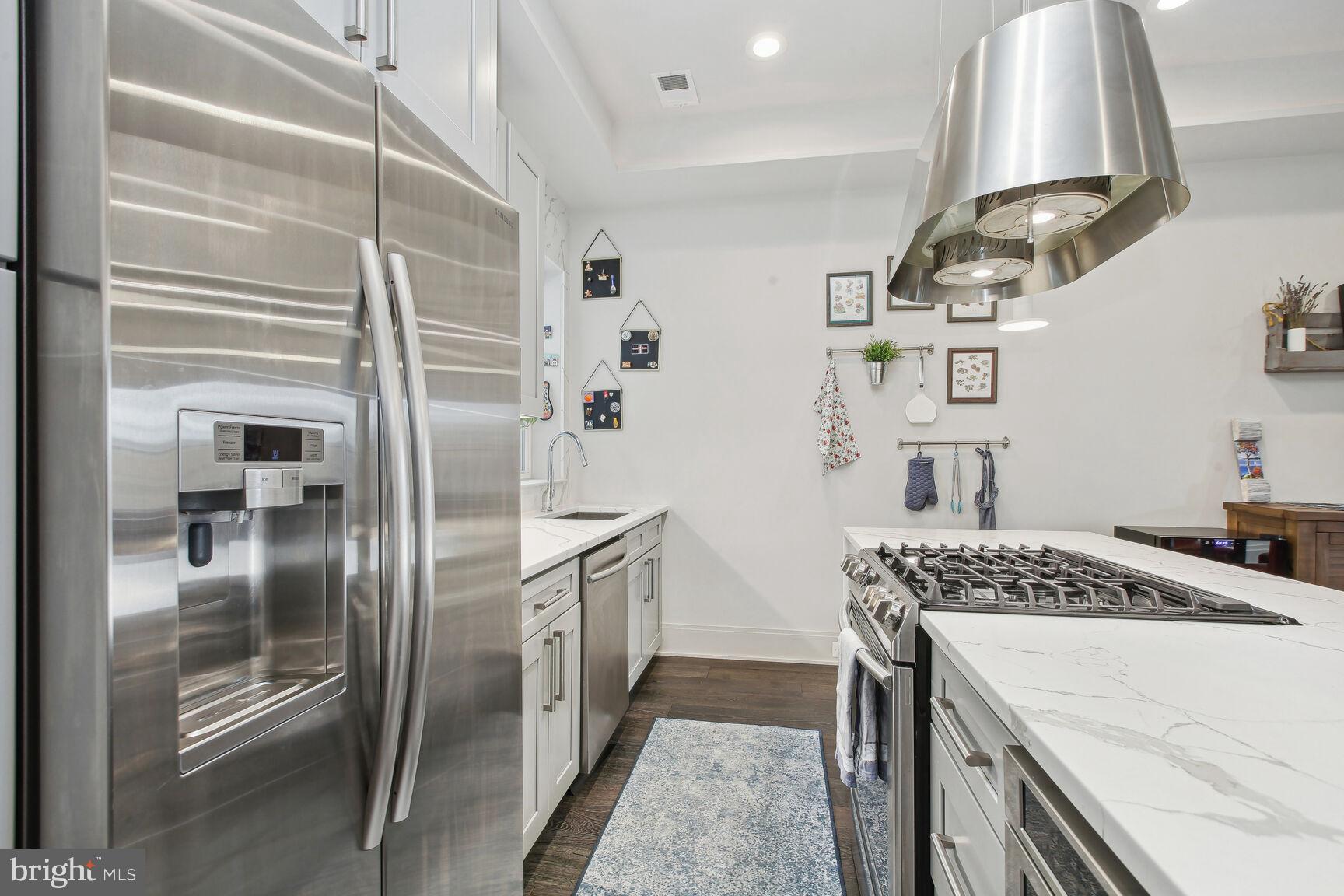 1317 Spring Road Northwest, Unit 2 Washington, DC 20010 - Photo 10 of 24