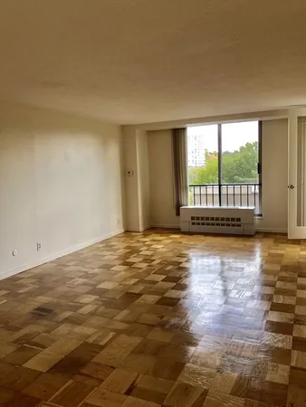 $3,200 | 99 Pond Avenue, Unit 702, Brookline, MA 02445