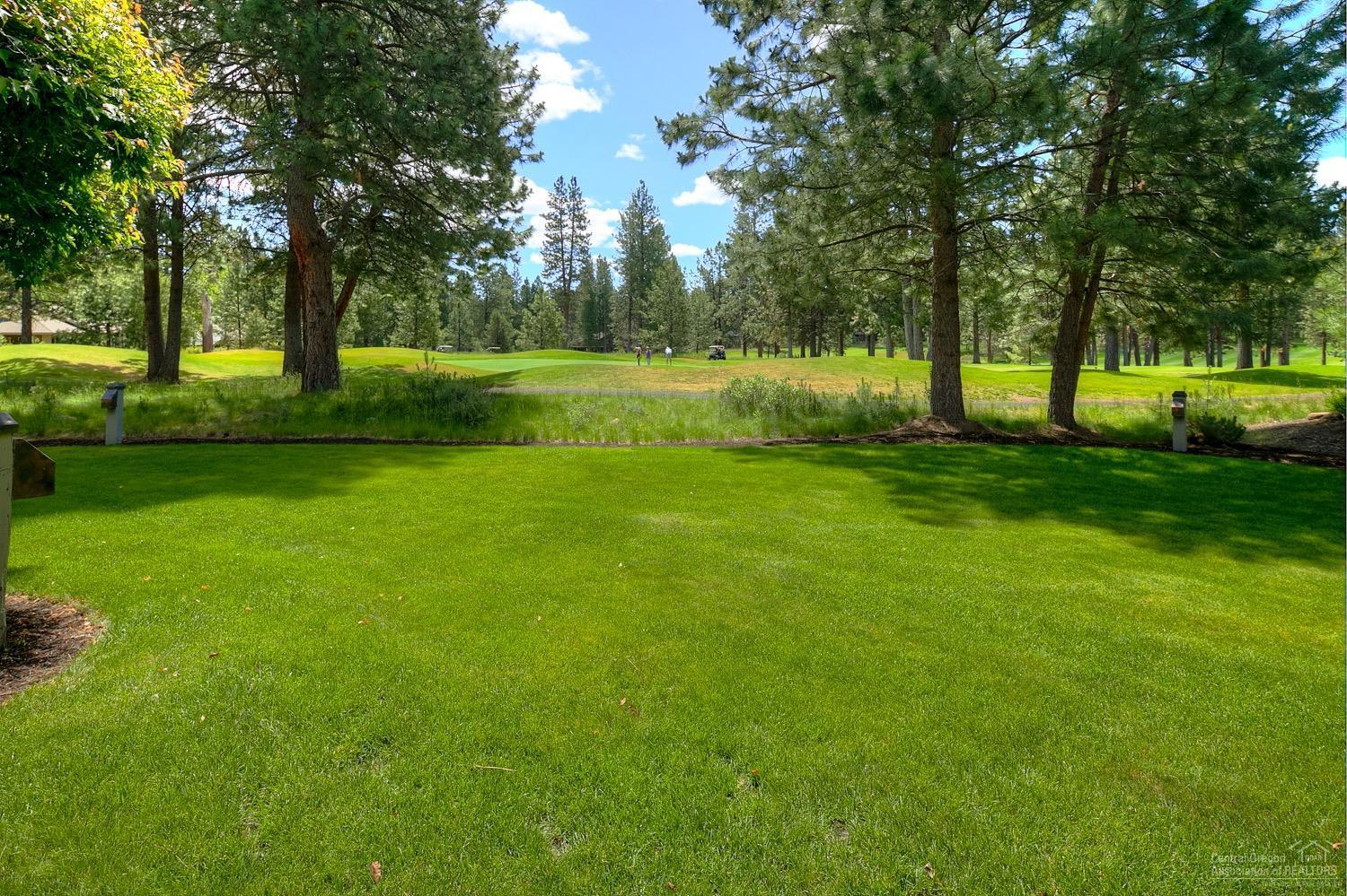 60714 Golf Village Loop Bend, OR 97702 - Photo 16 of 22 Gallery Image 16