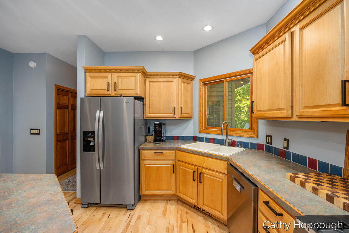 470 Caroline Street Ionia, MI 48846 - Photo 13 of 69 470-Caroline_013