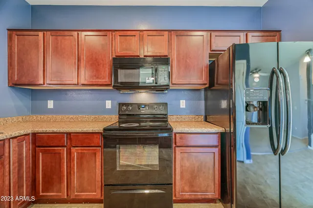 $1,799 | 9406 South 33rd Drive, Laveen, AZ 85339