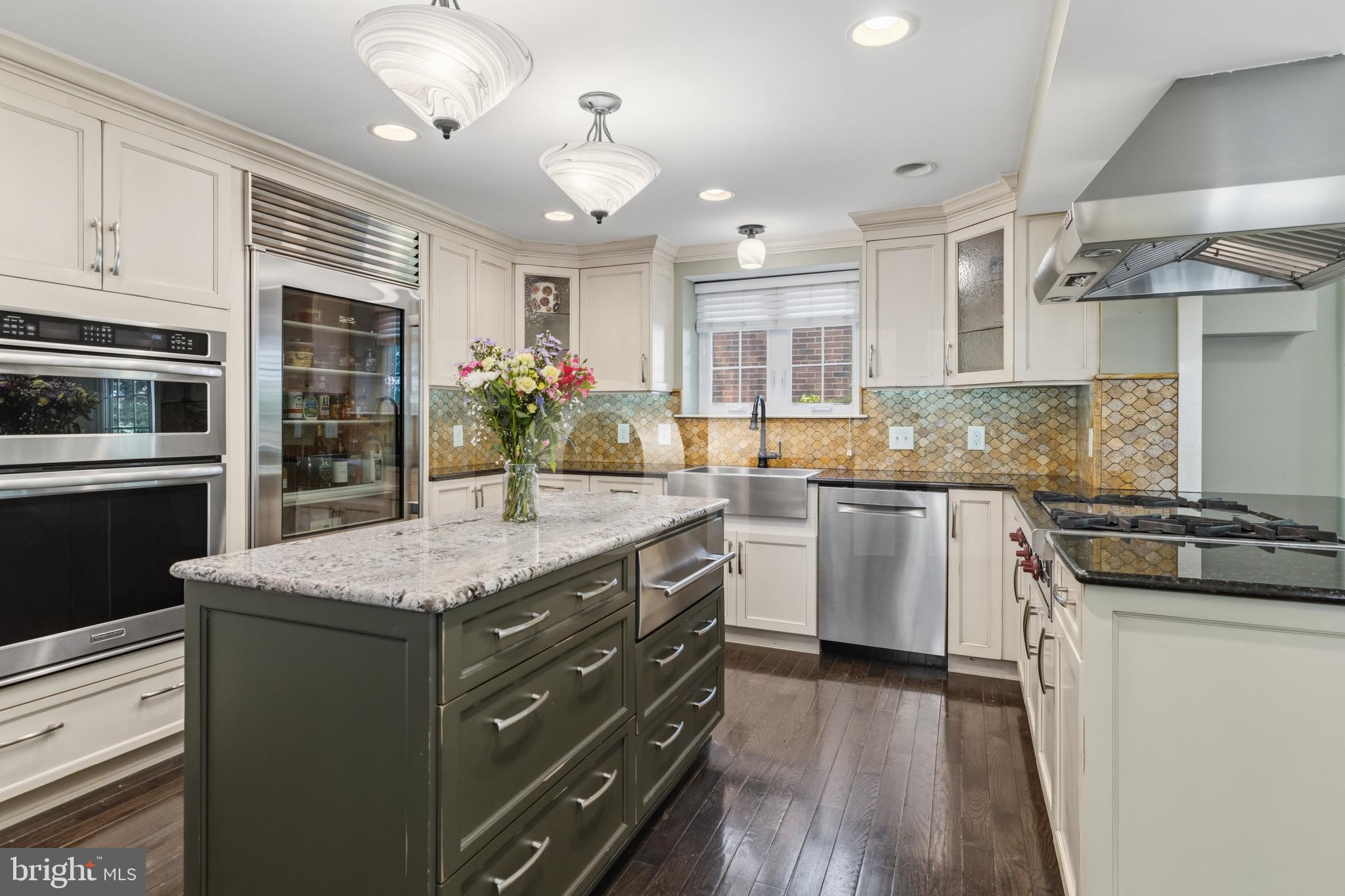 1547 Edge Hill Road Abington, PA 19001 - Photo 6 of 62