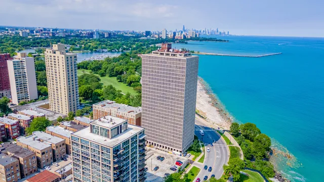 $114,900 | 6700 South South Shore Drive, Unit 25K, Chicago, IL 60649