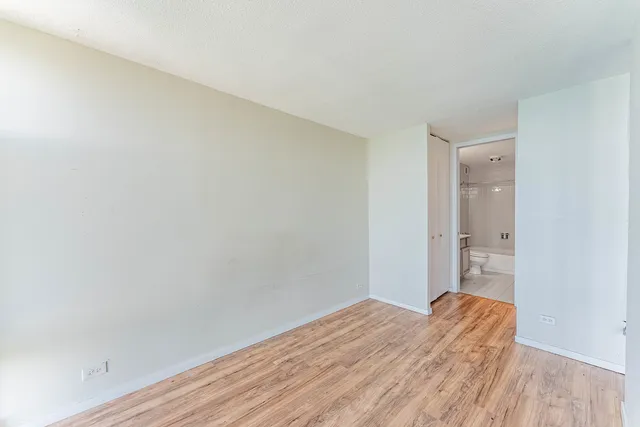 $114,900 | 6700 South South Shore Drive, Unit 25K, Chicago, IL 60649
