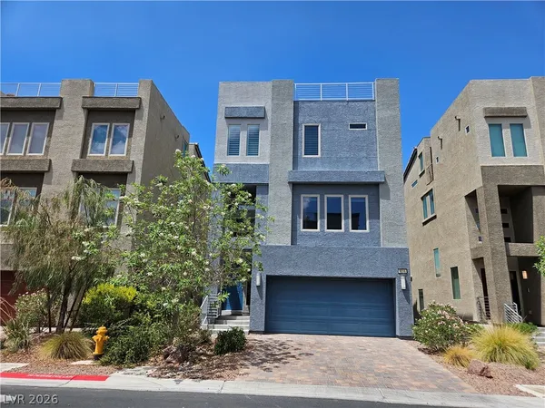 $2,895 | 8016 Carpenter Creek Avenue, Las Vegas, NV 89113