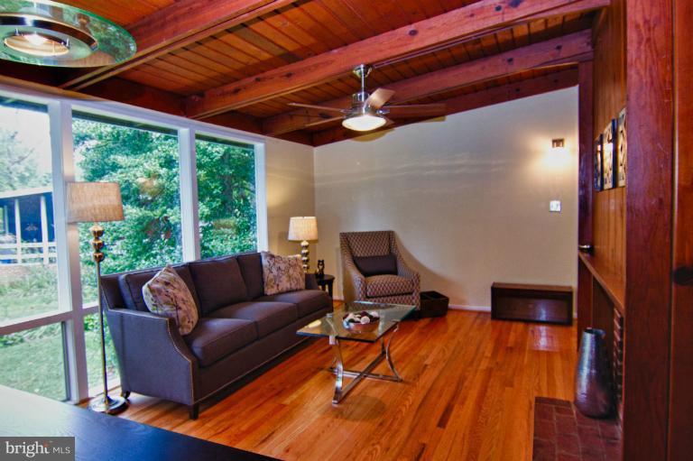 2924 Meadow View Road Falls Church, VA 22042 - Photo 19 of 19 Living Room
