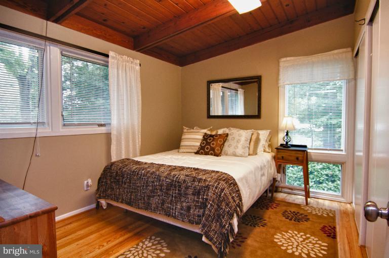 2924 Meadow View Road Falls Church, VA 22042 - Photo 3 of 19 Bedroom