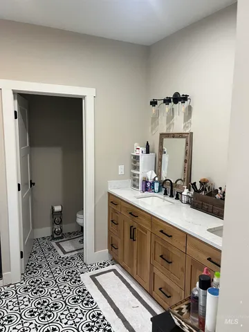 $1,750,000 | 3851 North 1400 East, Buhl, ID 83316