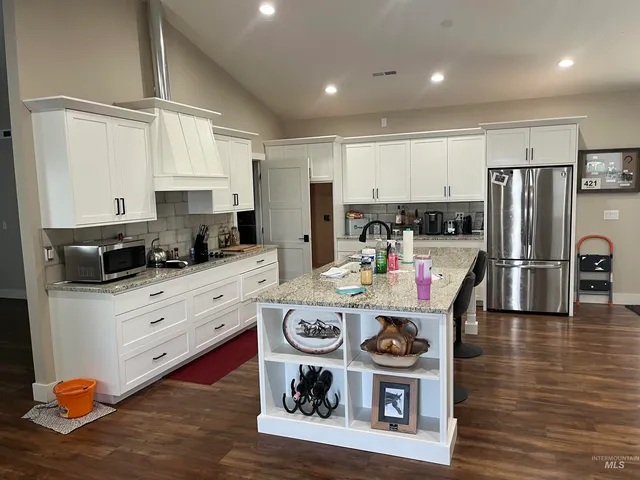 $1,750,000 | 3851 North 1400 East, Buhl, ID 83316