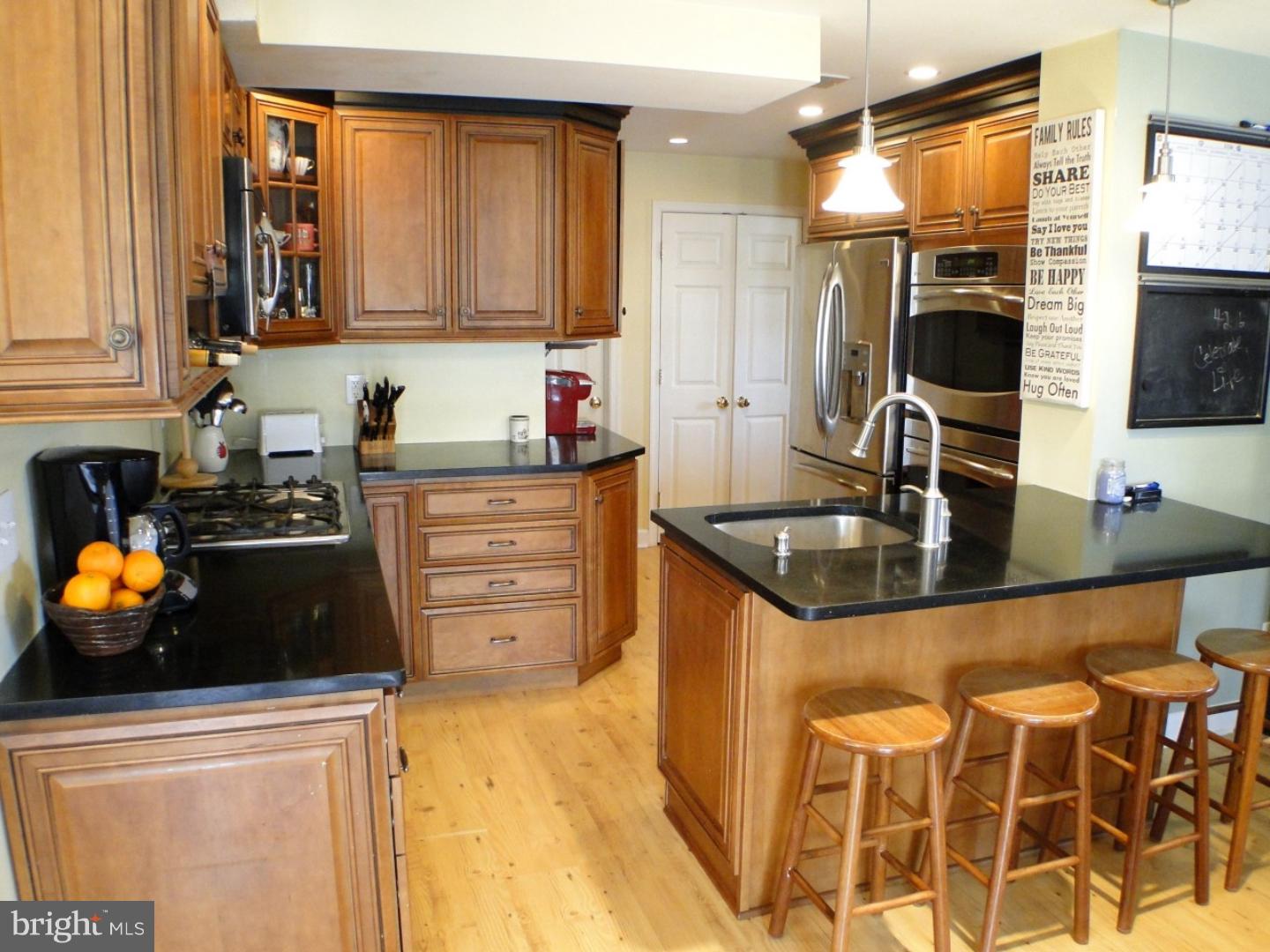 27 White Oak Road Springfield, PA 19064 - Photo 7 of 25 Kitchen