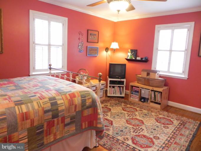1102 Litchfield Road Baltimore, MD 21239 - Photo 13 of 26 Bedroom (Master)