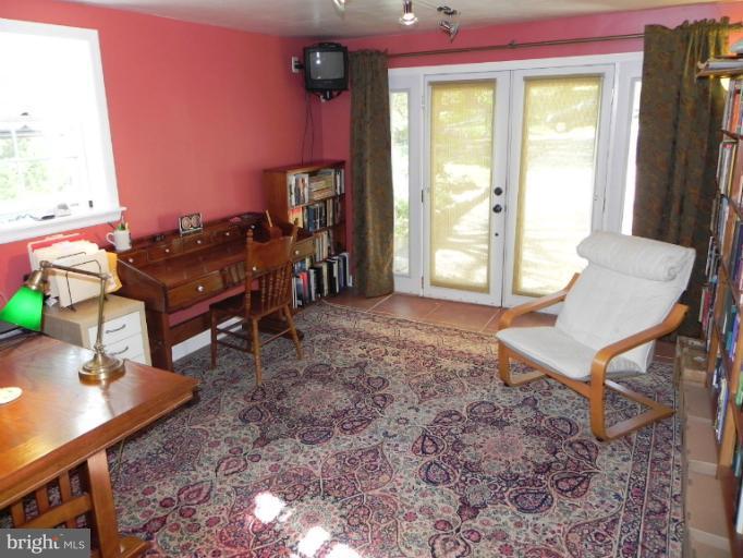 1102 Litchfield Road Baltimore, MD 21239 - Photo 17 of 26 Home Office #2