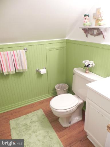 1102 Litchfield Road Baltimore, MD 21239 - Photo 23 of 26 Bath